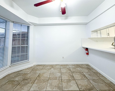 9201 Clarewood Drive - Photo Thumbnail 5