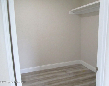 26 Carmalt Street - Photo Thumbnail 6
