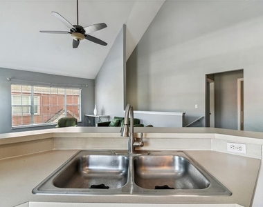 10462 White Lake Court - Photo Thumbnail 12
