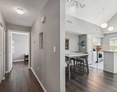 10462 White Lake Court - Photo Thumbnail 15
