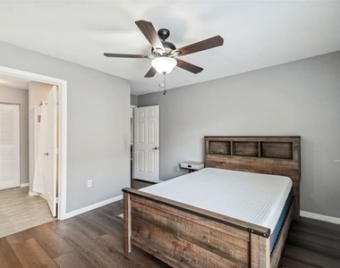 10462 White Lake Court - Photo Thumbnail 23