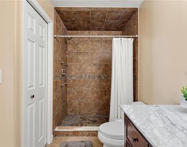 3662 Chatham Drive - Photo Thumbnail 15