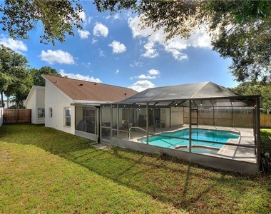 3662 Chatham Drive - Photo Thumbnail 7