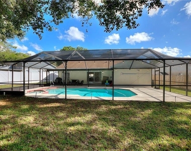 3662 Chatham Drive - Photo Thumbnail 8