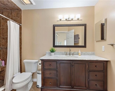 3662 Chatham Drive - Photo Thumbnail 14