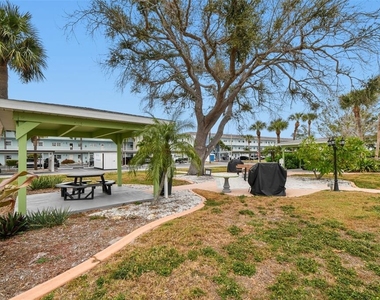 8 Glencoe Place - Photo Thumbnail 50