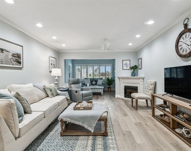 8 Glencoe Place - Photo Thumbnail 25
