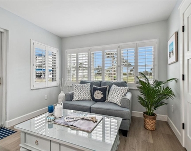 8 Glencoe Place - Photo Thumbnail 33