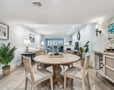 8 Glencoe Place - Photo Thumbnail 22