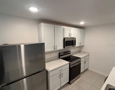 539 Finch Court - Photo Thumbnail 5