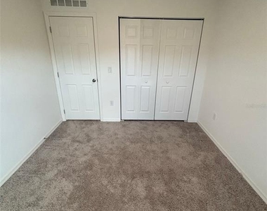 539 Finch Court - Photo Thumbnail 13
