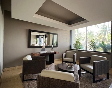 4745 Isla Verde Avenue - Photo Thumbnail 18