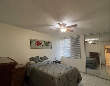4745 Isla Verde Avenue - Photo Thumbnail 11