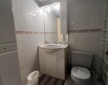 4745 Isla Verde Avenue - Photo Thumbnail 8
