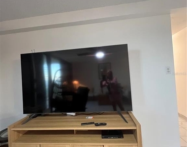 4745 Isla Verde Avenue - Photo Thumbnail 3