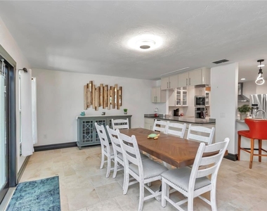 1542 Se Pinwheel Drive - Photo Thumbnail 33