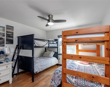 1542 Se Pinwheel Drive - Photo Thumbnail 17