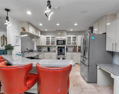 1542 Se Pinwheel Drive - Photo Thumbnail 32