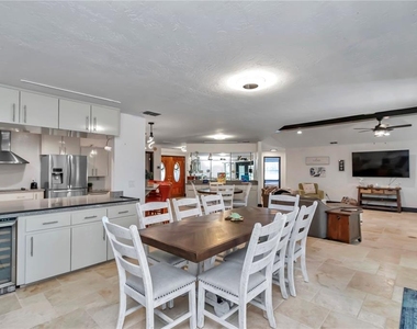 1542 Se Pinwheel Drive - Photo Thumbnail 34