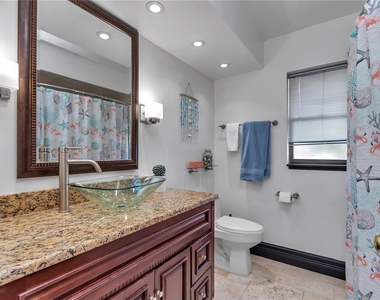 1542 Se Pinwheel Drive - Photo Thumbnail 19