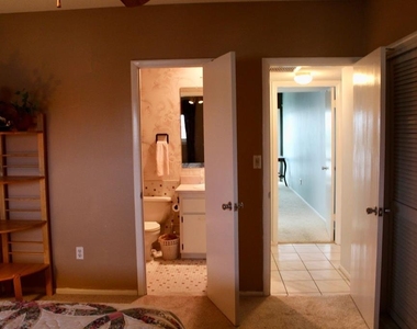 715 S Beach Street - Photo Thumbnail 9