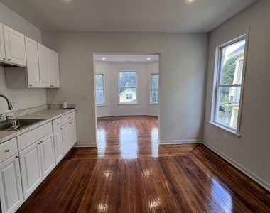 36 Vermont Street - Photo Thumbnail 8