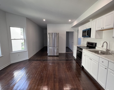 36 Vermont Street - Photo Thumbnail 9