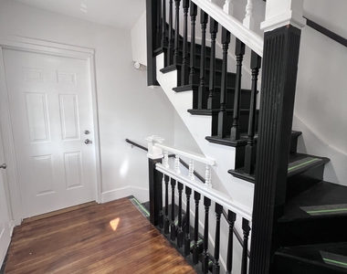 36 Vermont Street - Photo Thumbnail 4