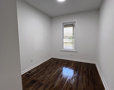 36 Vermont Street - Photo Thumbnail 16