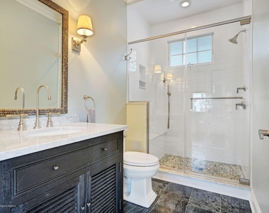 401 Monmouth Avenue - Photo Thumbnail 8