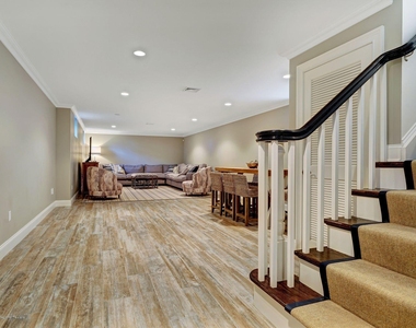 401 Monmouth Avenue - Photo Thumbnail 21