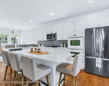 306 Ocean Road - Photo Thumbnail 12