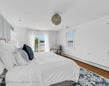 306 Ocean Road - Photo Thumbnail 33