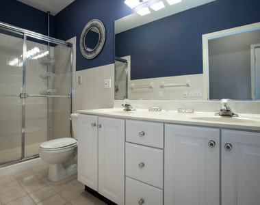 239 Beachfront - Photo Thumbnail 7