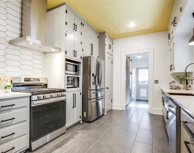 723 Skillman Street - Photo Thumbnail 8
