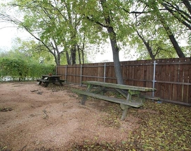 2309 Wesley Street - Photo Thumbnail 22