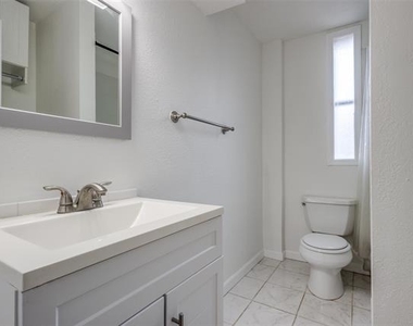 2309 Wesley Street - Photo Thumbnail 14