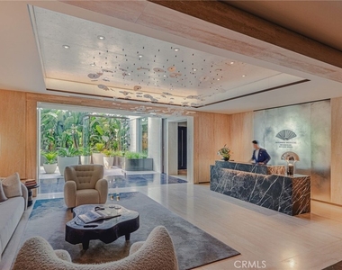 9200 Wilshire - Photo Thumbnail 2
