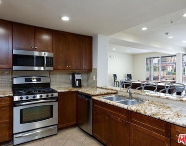 360 W Avenue 26 - Photo Thumbnail 12