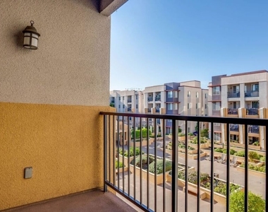 360 W Avenue 26 - Photo Thumbnail 11