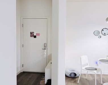 360 W Avenue 26 - Photo Thumbnail 2