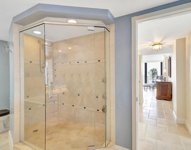 400 Beach Road - Photo Thumbnail 25