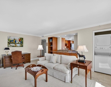 400 Beach Road - Photo Thumbnail 37