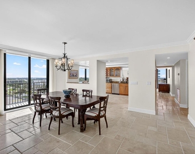 400 Beach Road - Photo Thumbnail 6