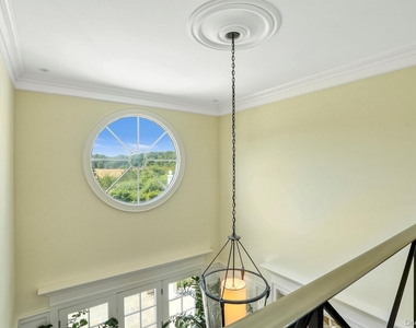 10 Horse Meadow Lane - Photo Thumbnail 15