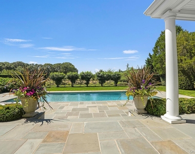 10 Horse Meadow Lane - Photo Thumbnail 22