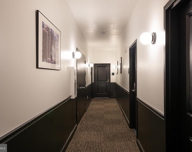 699 N Broad Street - Photo Thumbnail 11