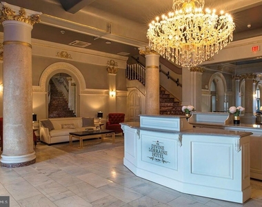 699 N Broad Street - Photo Thumbnail 1