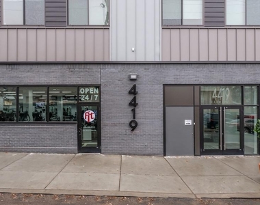 4419 Ludlow Street - Photo Thumbnail 10