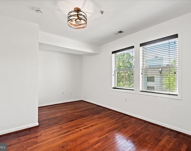 1241 18th Street Ne - Photo Thumbnail 9